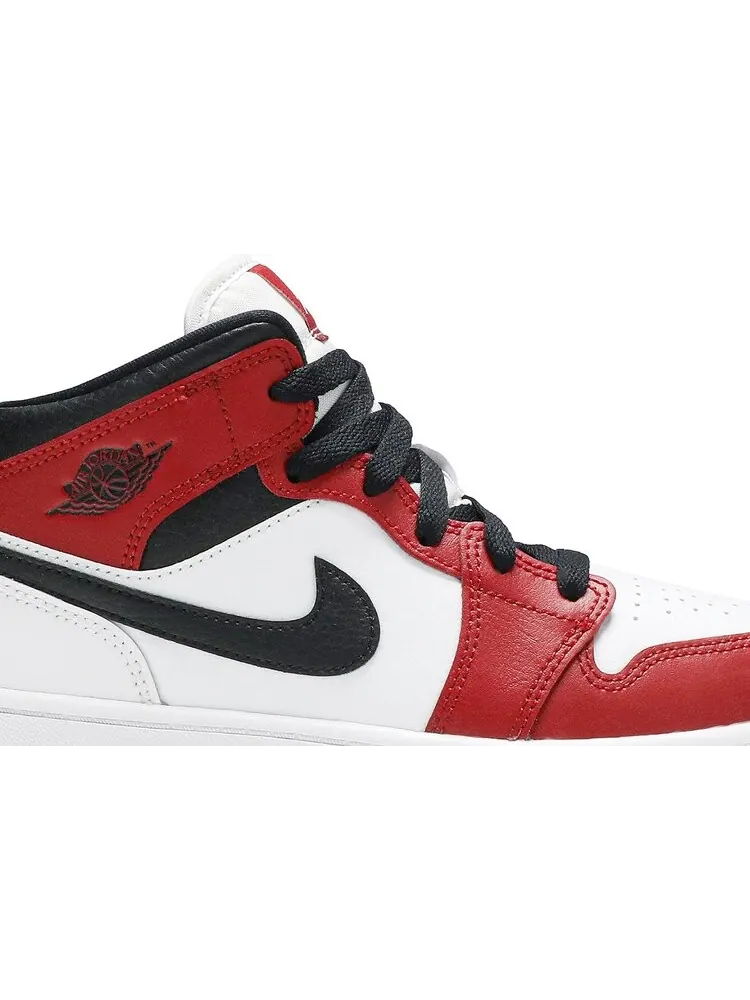 Кроссовки Air Jordan 1 Mid PS Chicago — изображение 2 из 8, черный красный