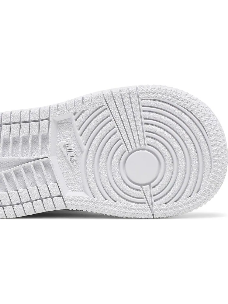 Кроссовки Air Jordan 1 Mid TD Triple White — изображение 5 из 8, белый