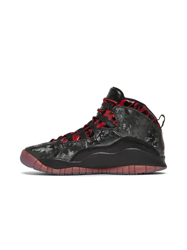 Кроссовки Air Jordan 10 Retro DB GS 'Doernbecher' — изображение 3 из 4, черный