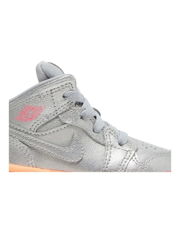 Кроссовки Air Jordan Air Jordan 1 Mid TD 'Metallic Silver Pink Crimson' — изображение 3 из 9
