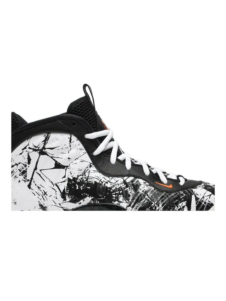 Кроссовки Nike Little Posite One BG 'Shattered Backboard' — изображение 2 из 4, белый