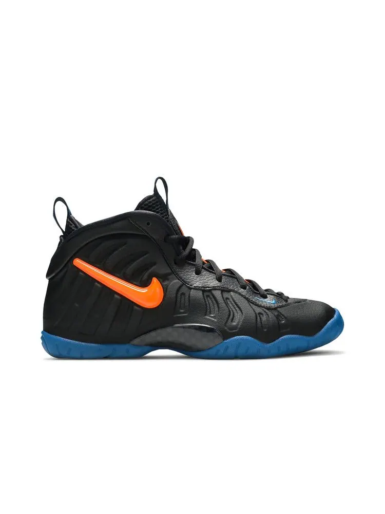 Кроссовки Nike Little Posite Pro GS 'Knicks' — изображение 2 из 9, черный/оранжевый/синий