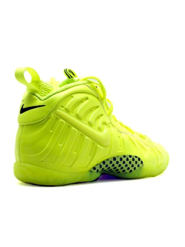 Кроссовки Nike Air Foamposite Pro Premium LE BG 'Volt' — изображение 4 из 4, зеленый