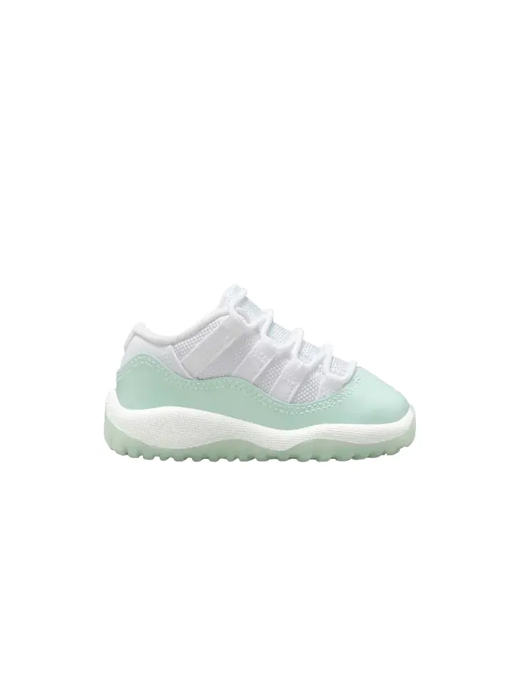 Кроссовки Air Jordan Air Jordan 11 Retro Low TD 'Igloo' — изображение 1 из 1, белый