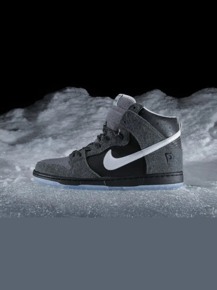 Кроссовки Nike Dunk Hi SB Premier SE 'Petoskey' — изображение 2 из 4, серый
