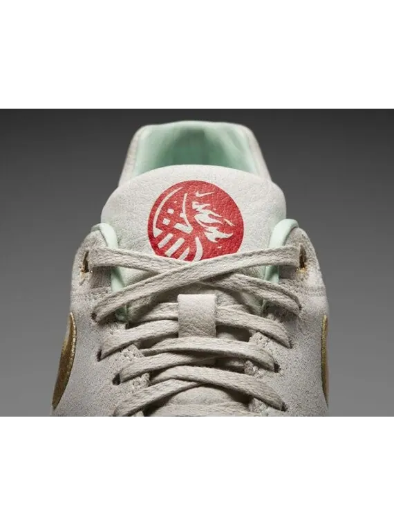 Кроссовки Nike Wmns Air Max 1 'Year Of The Horse' — изображение 4 из 4, белый