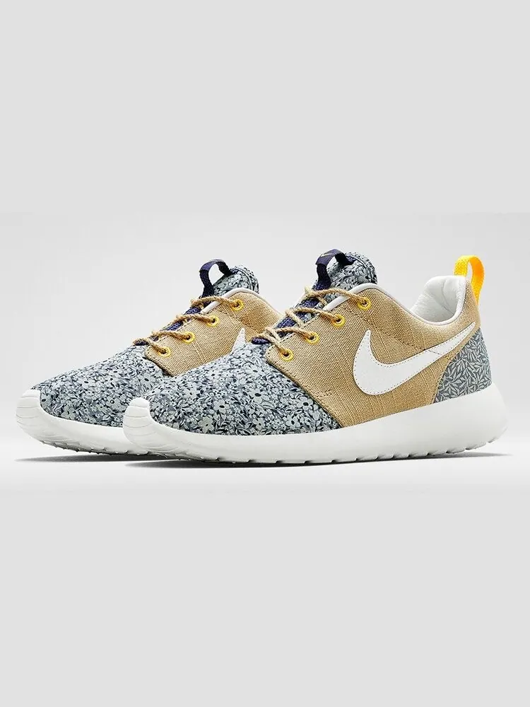 Кроссовки Nike Wmns Roshe One 'Liberty' — изображение 2 из 4, синий