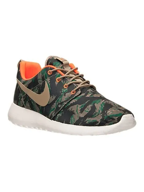 Кроссовки Nike Rosherun Print 'Tiger Camo' — изображение 2 из 4, зеленый