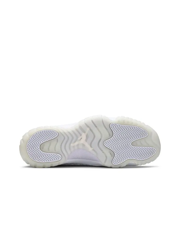Кроссовки Air Jordan Future 'Pure Platinum' — изображение 4 из 4, белый