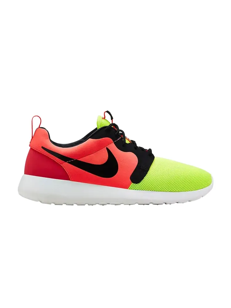 Кроссовки Nike Rosherun Hyp Prm Qs 'Mercurial Pack' — изображение 1 из 1, розовый