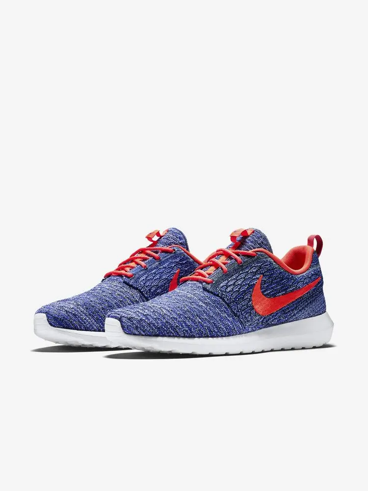 Кроссовки Nike Roshe Flyknit — изображение 3 из 7, фиолетовый/белый