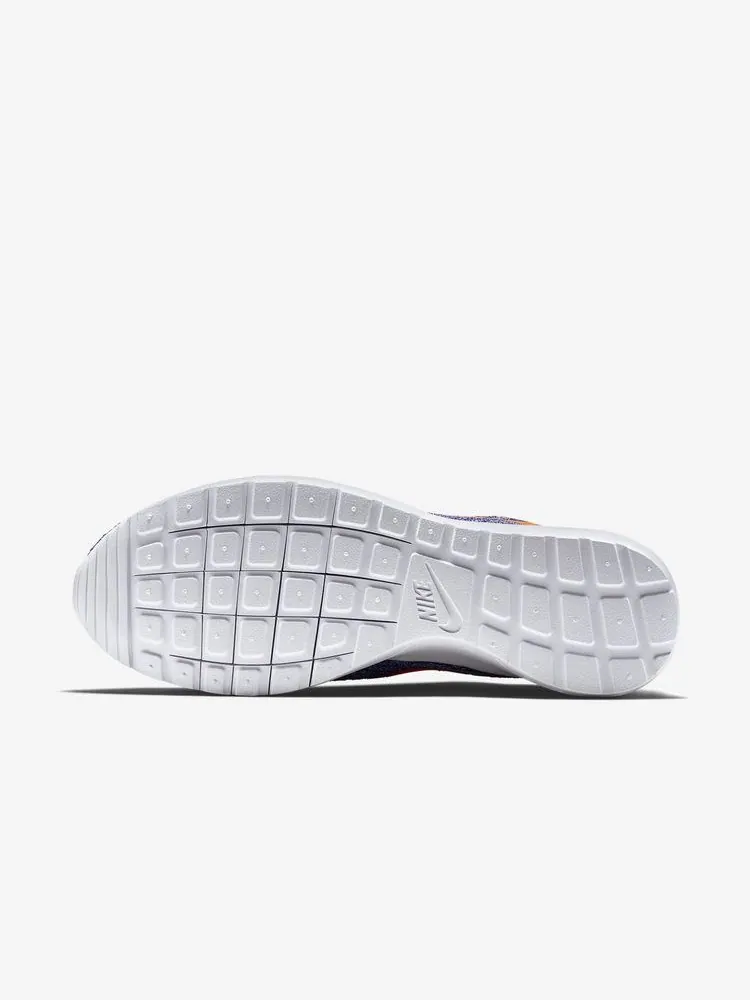 Кроссовки Nike Roshe Flyknit — изображение 6 из 7, фиолетовый/белый