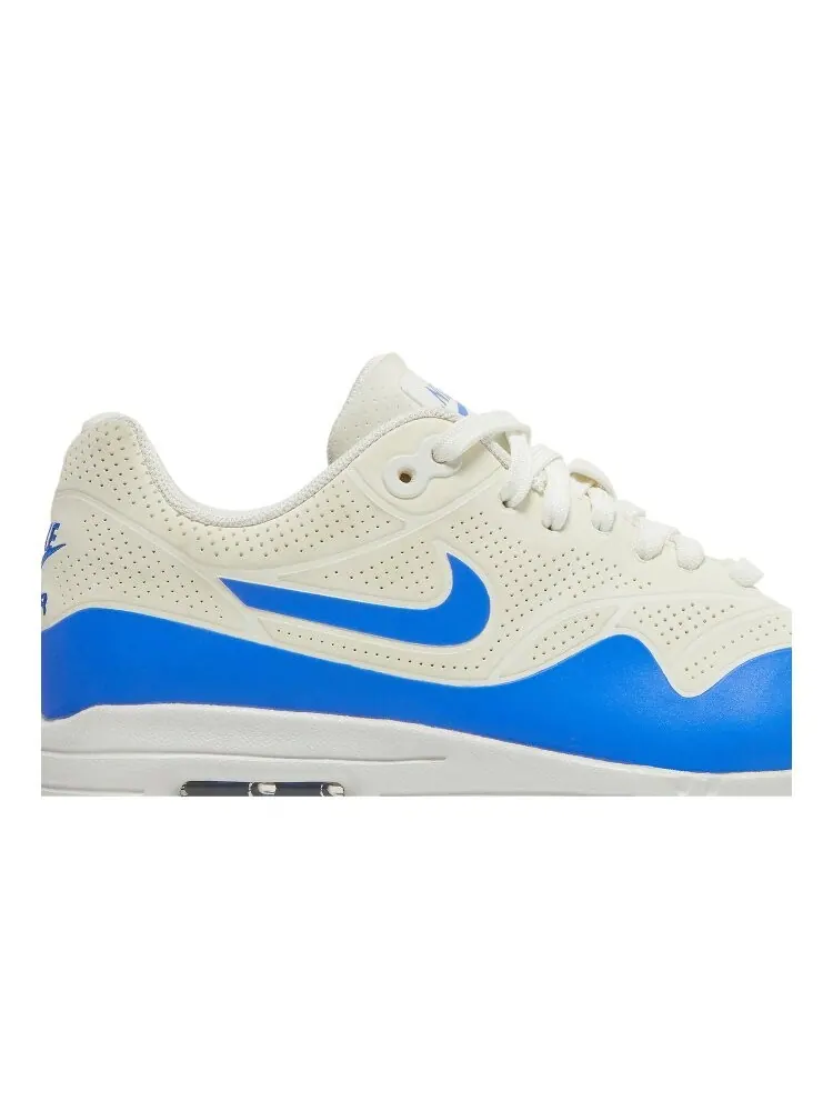 Кроссовки Nike Wmns Air Max 1 Ultra Moire 'Racer Blue' — изображение 2 из 4, белый