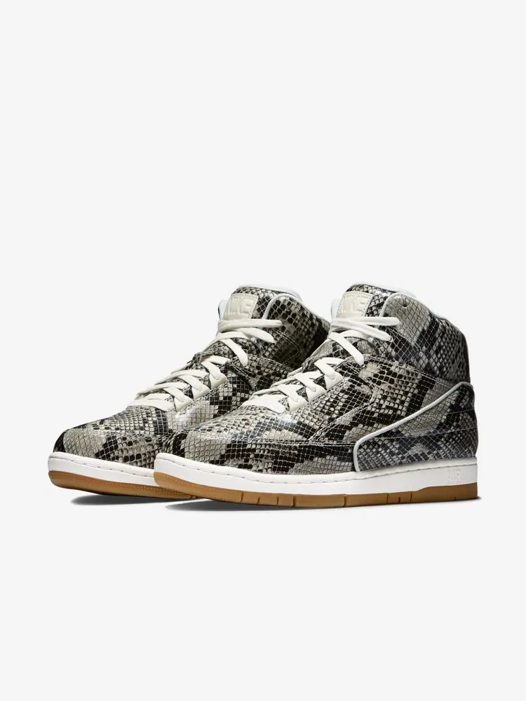 Кроссовки Air Python Premium 'Brown Snake Gum' — изображение 2 из 6, коричневый
