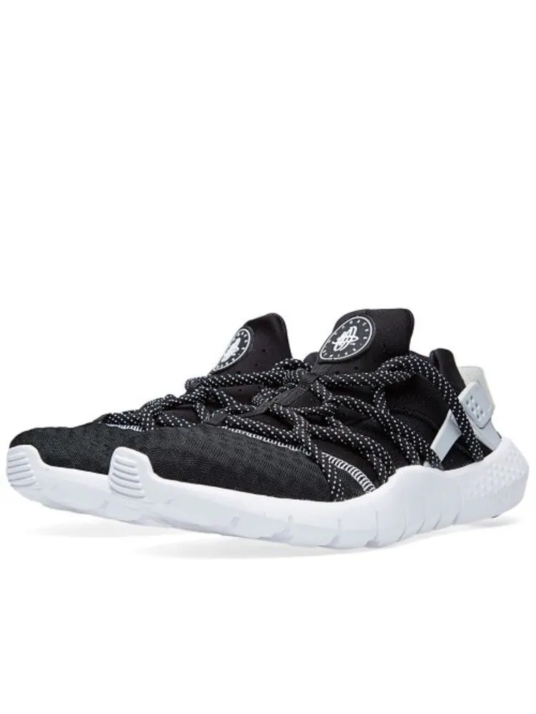 Кроссовки Nike Huarache NM 'Black' — изображение 2 из 6, черный/белый-черный