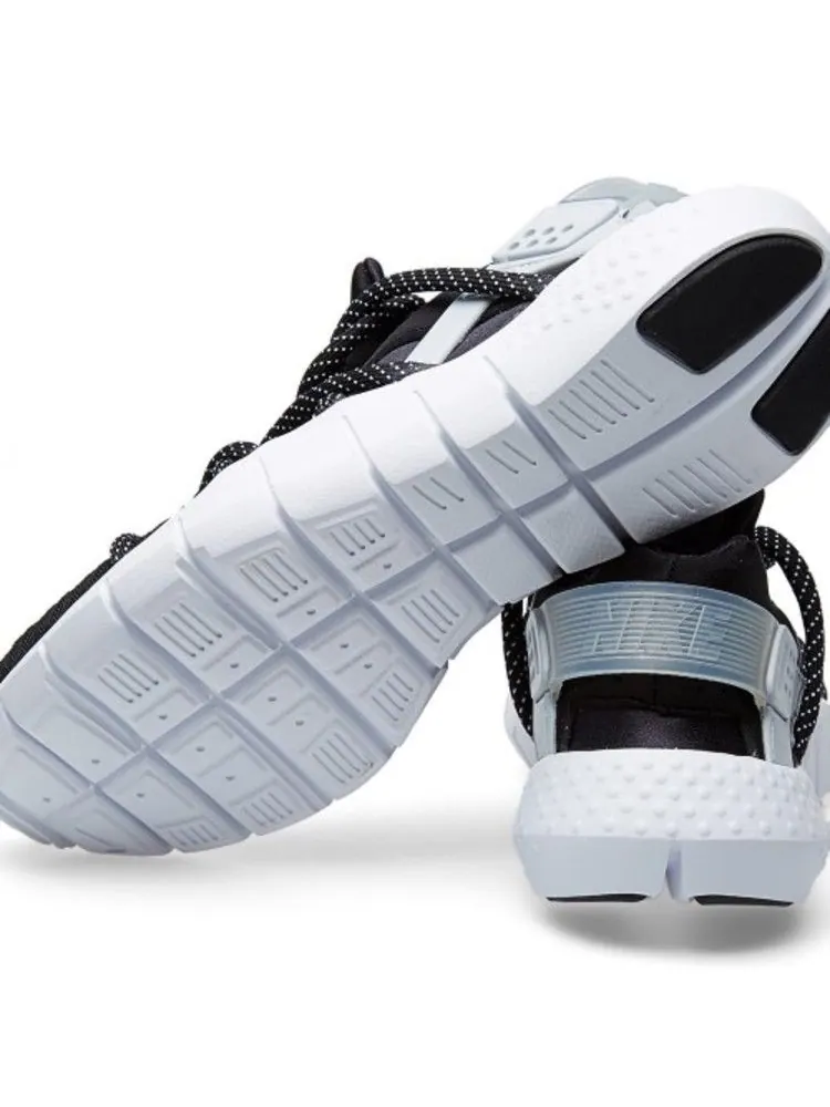 Кроссовки Nike Huarache NM 'Black' — изображение 6 из 6, черный/белый-черный