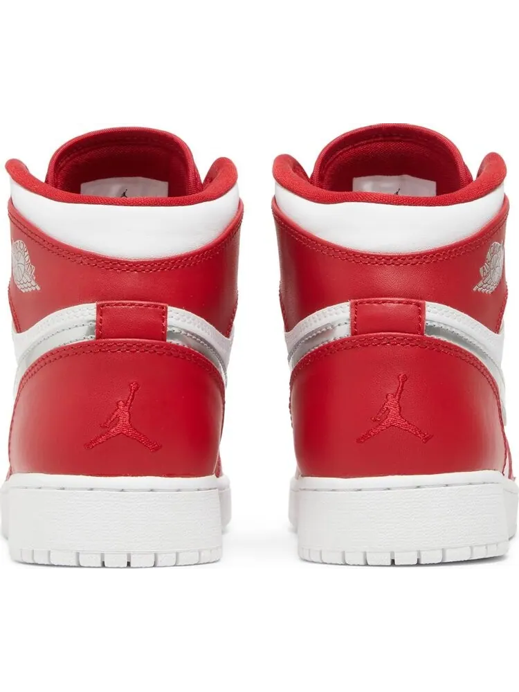 Кроссовки Air Jordan 1 Retro High GS Silver Medal — изображение 6 из 8, красный