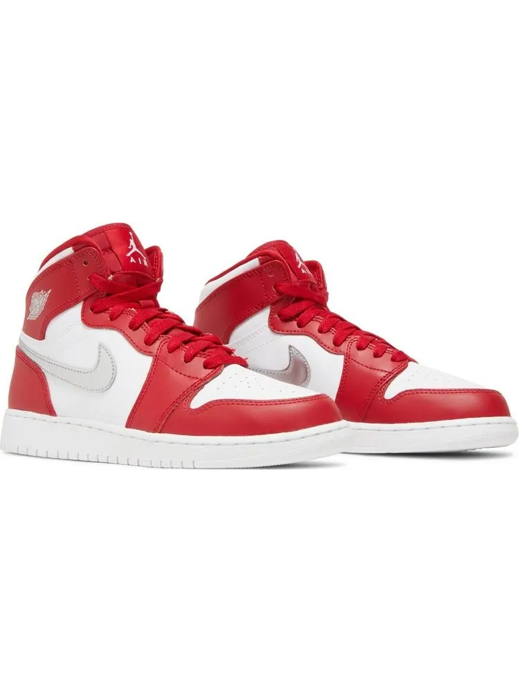 Кроссовки Air Jordan 1 Retro High GS Silver Medal — изображение 8 из 8, красный