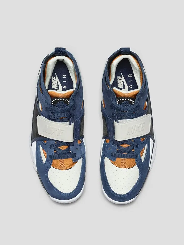 Кроссовки Nike Air Trainer Huarache Premium 'Medecine Ball' — изображение 3 из 6, синий