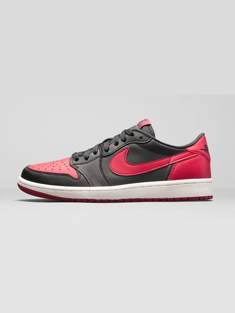 Кроссовки Air Jordan 1 Retro Low OG GS 'Bred' — изображение 3 из 4, черный