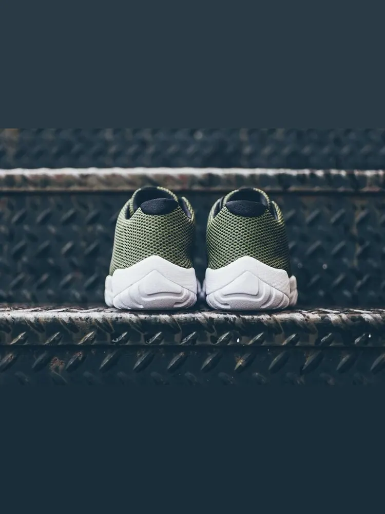 Кроссовки Air Jordan Future Low 'Olive' — изображение 4 из 4, зеленый