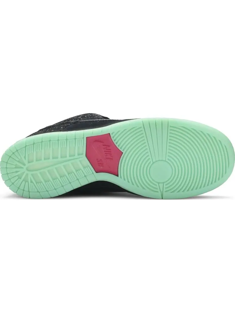 Кроссовки Nike Premier x Dunk Low Premium SB AE QS 'Northern Lights' — изображение 4 из 8, черный