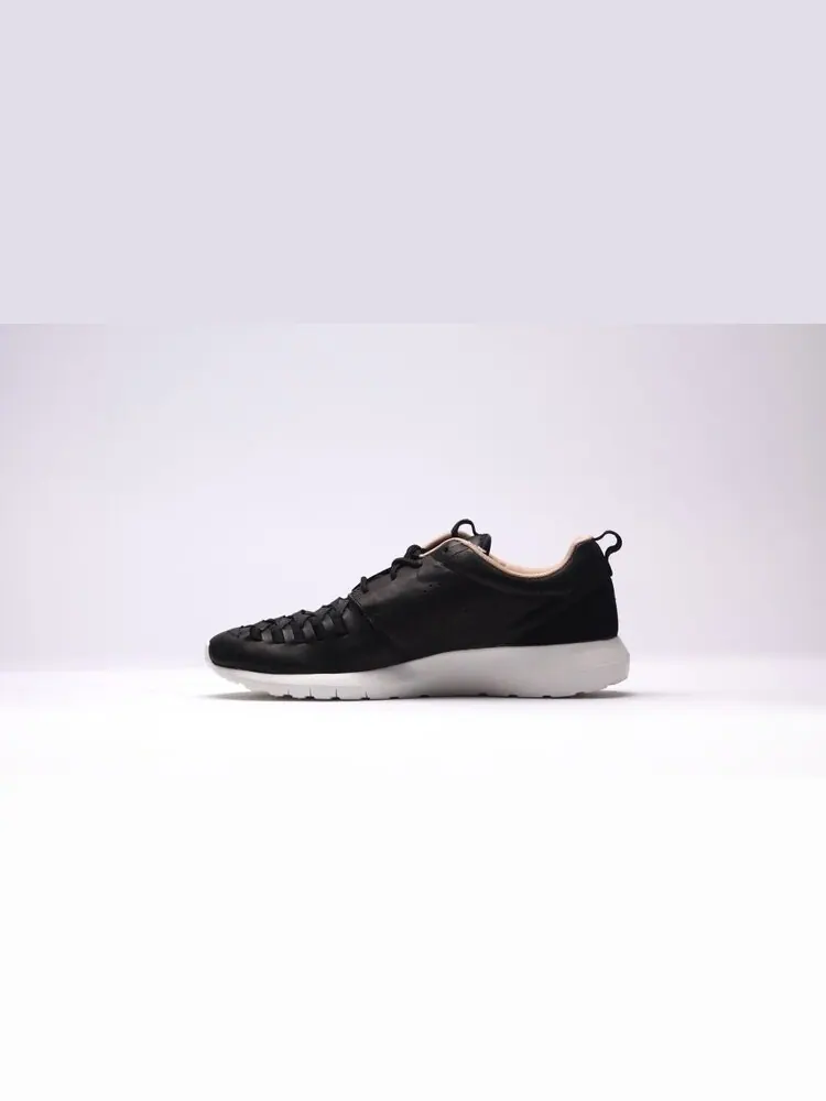 Кроссовки Nike Roshe One NM Woven Black Sail — изображение 4 из 4, черный