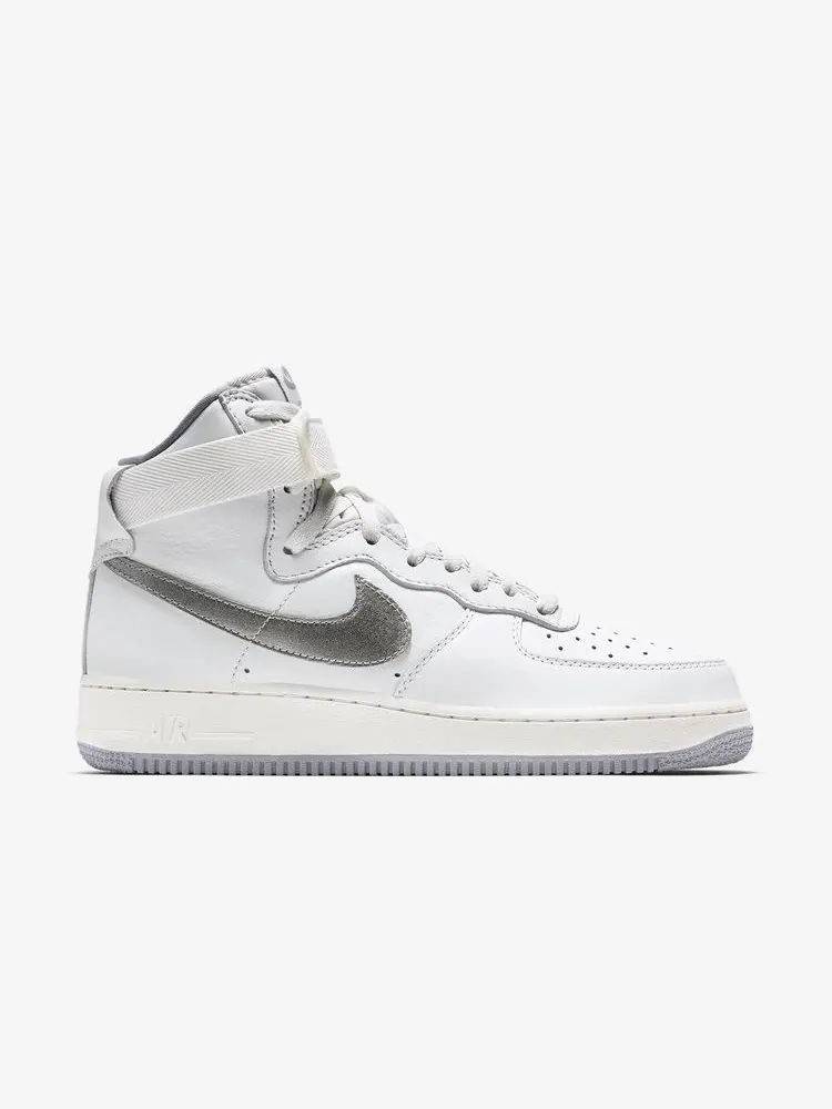 Кроссовки Nike Air Force 1 High Retro QS 'White Silver' — изображение 7 из 7, белый/серый