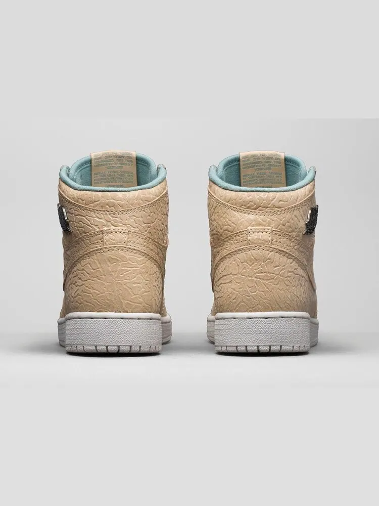 Кроссовки Air Jordan 1 Retro High OG GG Pearl — изображение 5 из 7, загар