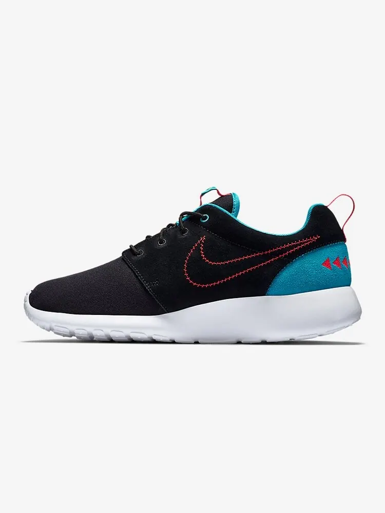 Кроссовки Nike Roshe One 'N7' — изображение 3 из 4, черный