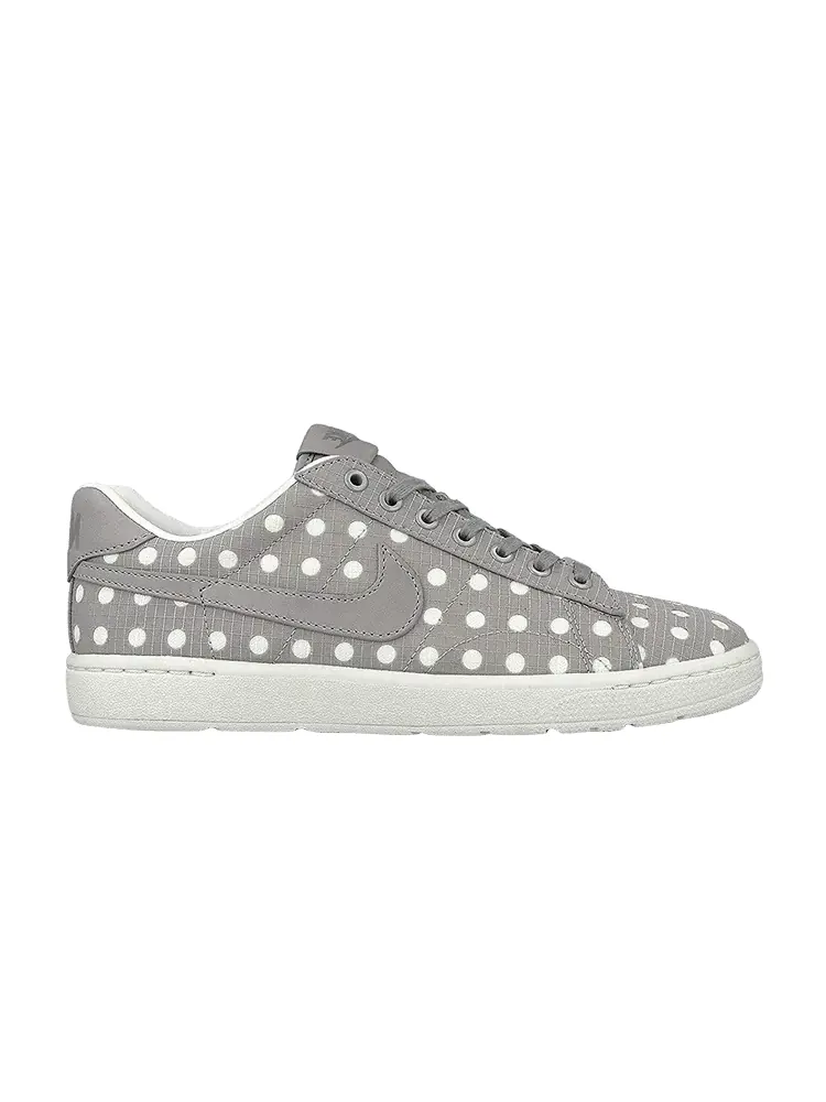 Кроссовки Nike Wmns Tennis Classic Ultra Premium 'Matte Silver' — изображение 1 из 1
