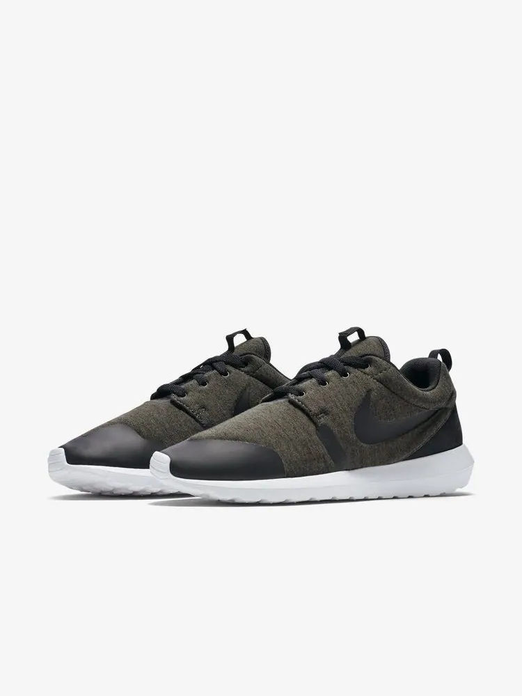 Кроссовки Nike Roshe One, Tech Pack — изображение 3 из 7, коричневый