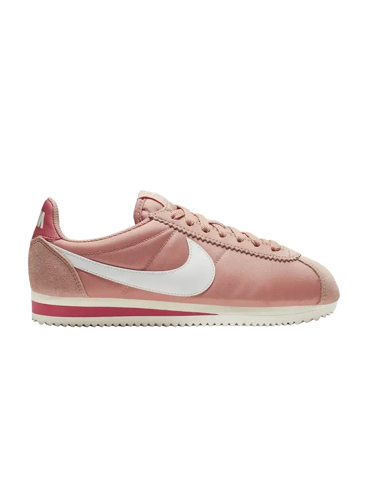 Кроссовки Nike Wmns Classic Cortez Nylon — изображение 1 из 1, розовый