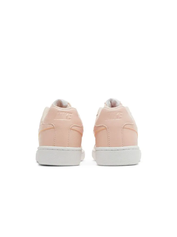 Кроссовки Nike Wmns Court Royale 'Washed Coral' — изображение 7 из 9, белый