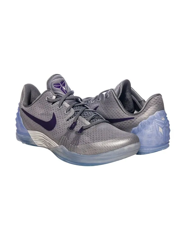 Кроссовки Nike Zoom Kobe Venomenon 5 'Wolf Grey' — изображение 2 из 4, серый