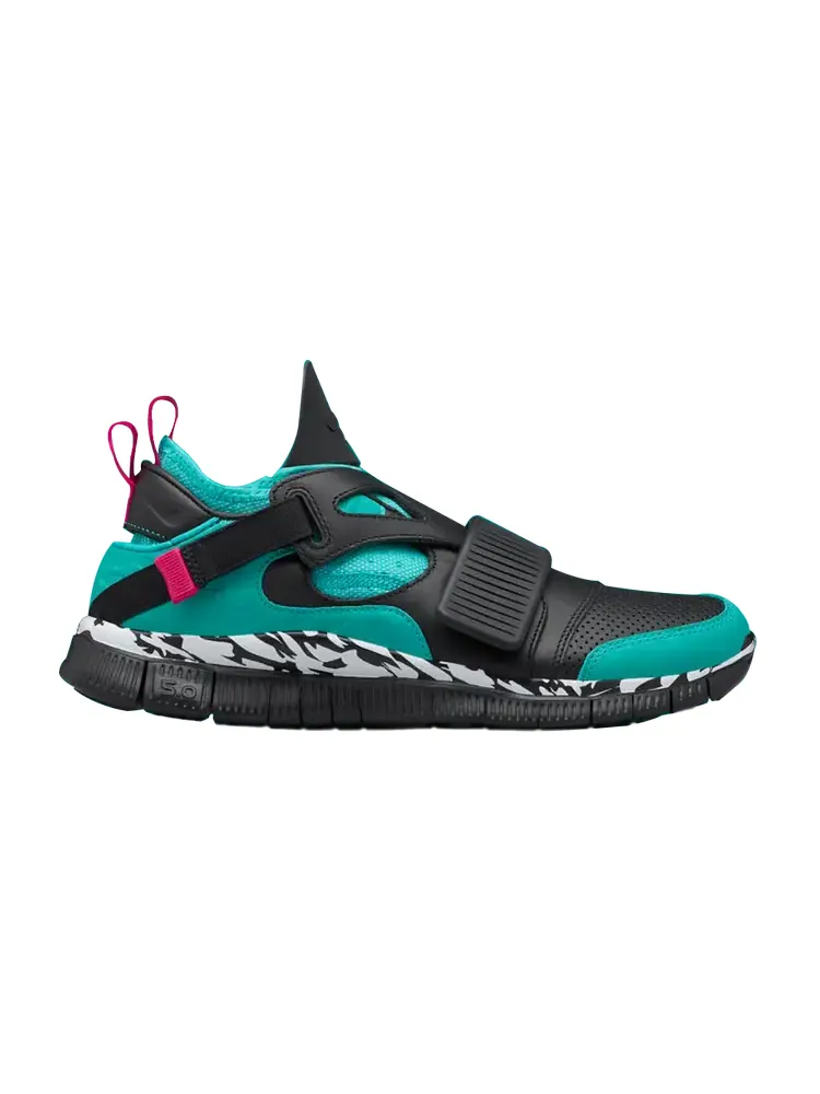 Кроссовки Nike Free Huarache Carnivore 'Deep Emerald' — изображение 1 из 1, черный