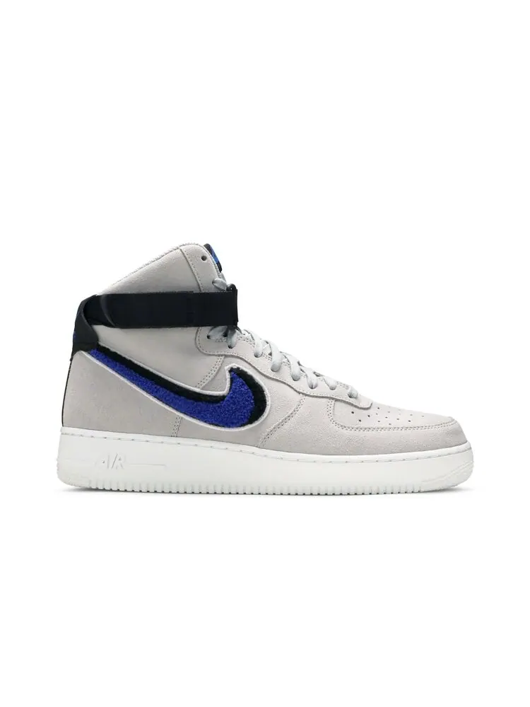 Кроссовки Nike Air Force 1 High '07 LV8 'Chenille Swoosh' — изображение 1 из 4, серый