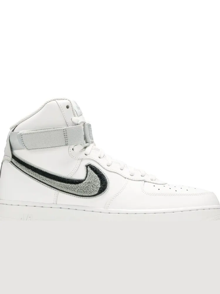 Кроссовки Nike Air Force 1 High '07 LV8 'Chenille Swoosh' — изображение 1 из 3, белый
