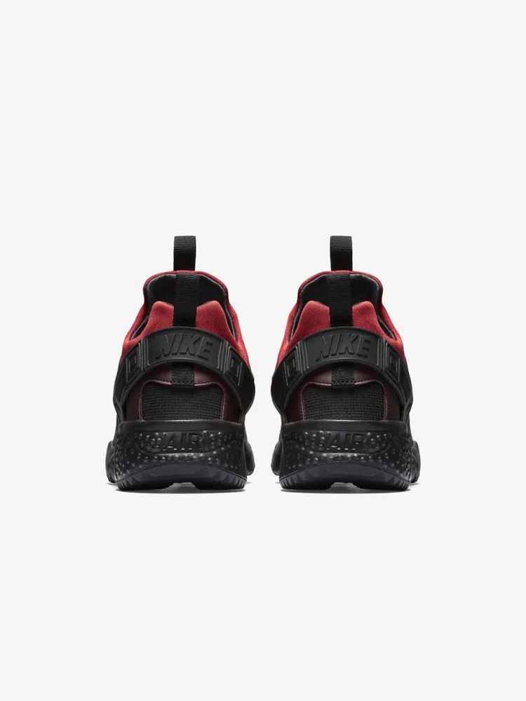 Кроссовки Air Huarache Utility 'Gym Red Black' — изображение 2 из 7, красный черный