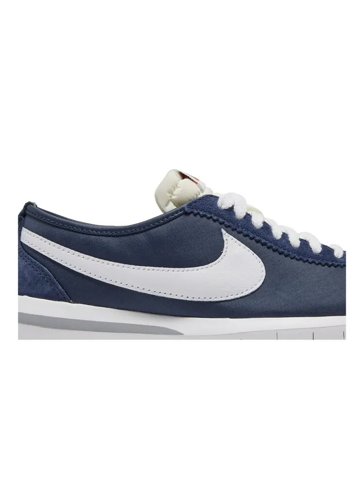 Кроссовки Nike Roshe Cortez SP/ Fragment 'Obsidian' — изображение 2 из 4, синий