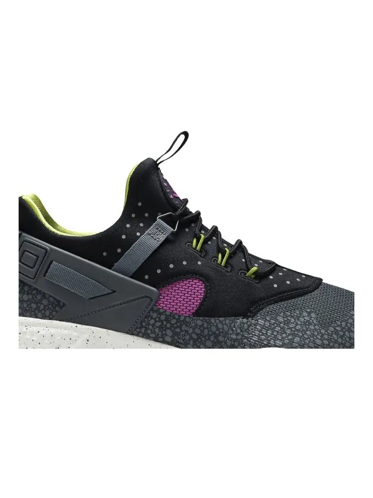 Кроссовки Nike Air Huarache Utility 'Medium Berry' — изображение 2 из 4, серый