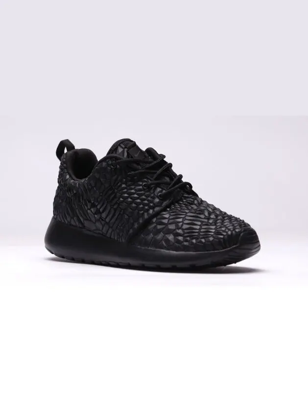 Кроссовки Nike Wmns Roshe One DMB 'Triple Black' — изображение 3 из 4, черный