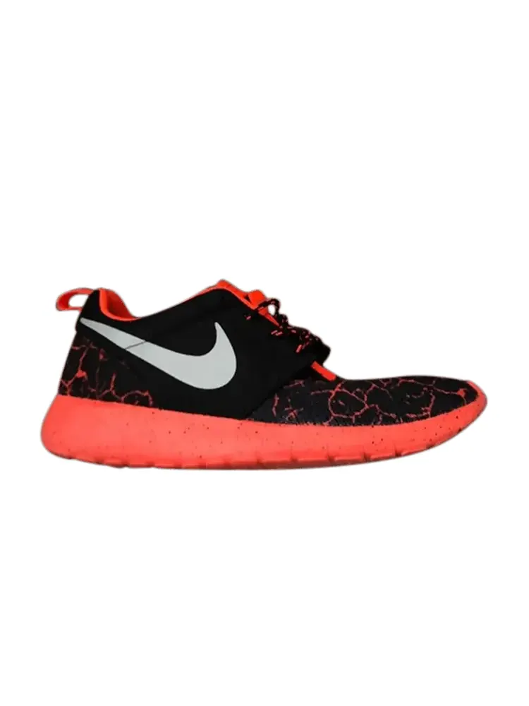 Кроссовки Nike Roshe One GS 'Lava' — изображение 1 из 1, черный/серебристый