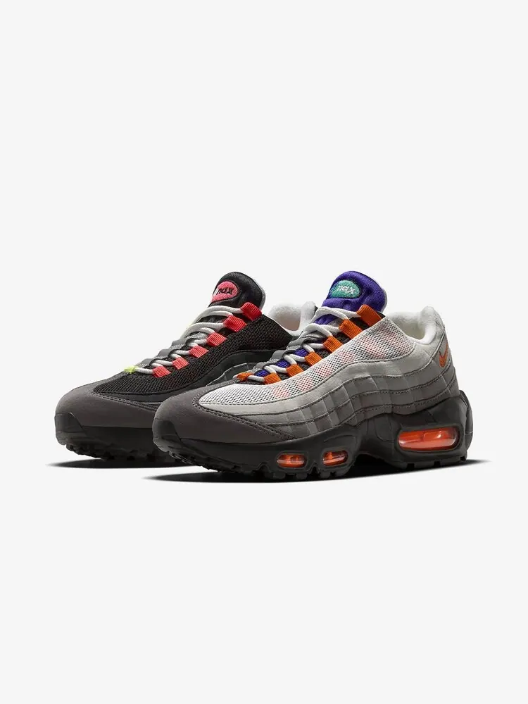 Кроссовки Nike Air Max 95 OG QS GS 'Greedy' — изображение 2 из 4, черный