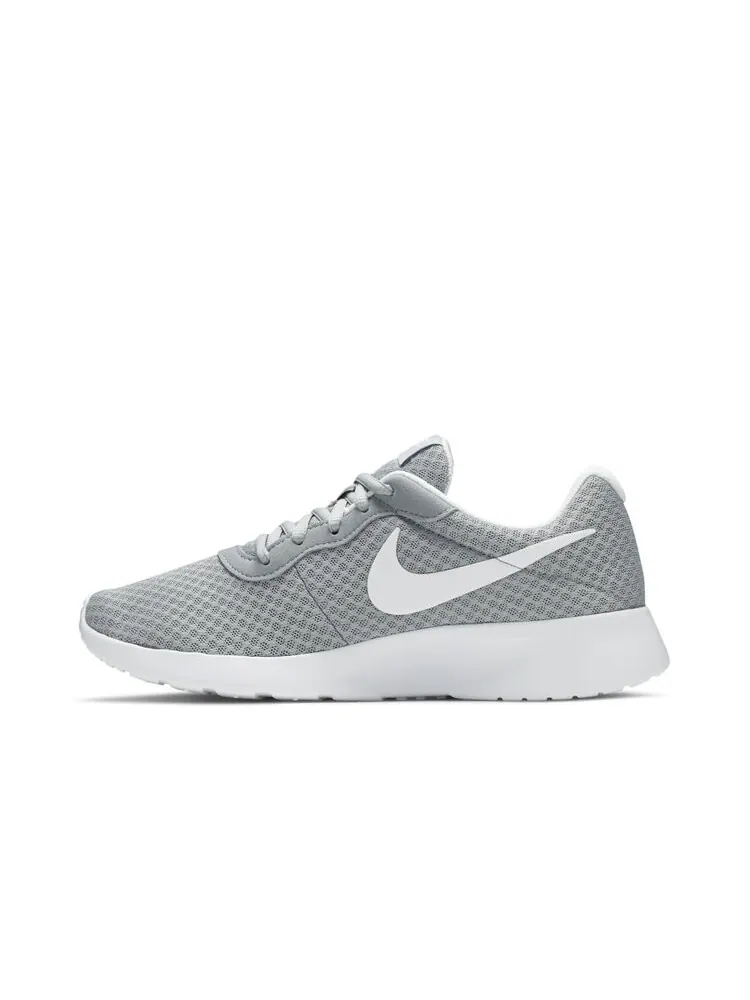 Кроссовки Nike Wmns Tanjun 'Wolf Grey' — изображение 3 из 4, серый