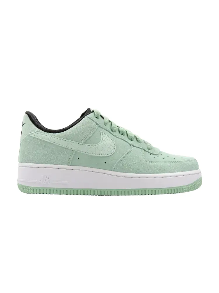 Кроссовки Nike Wmns Air Force 1 — изображение 1 из 1, зеленый