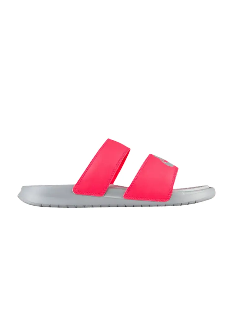 Сандалии Nike Wmns Benassi Duo Ultra Slide 'Solar Red' — изображение 1 из 1, красный/серый