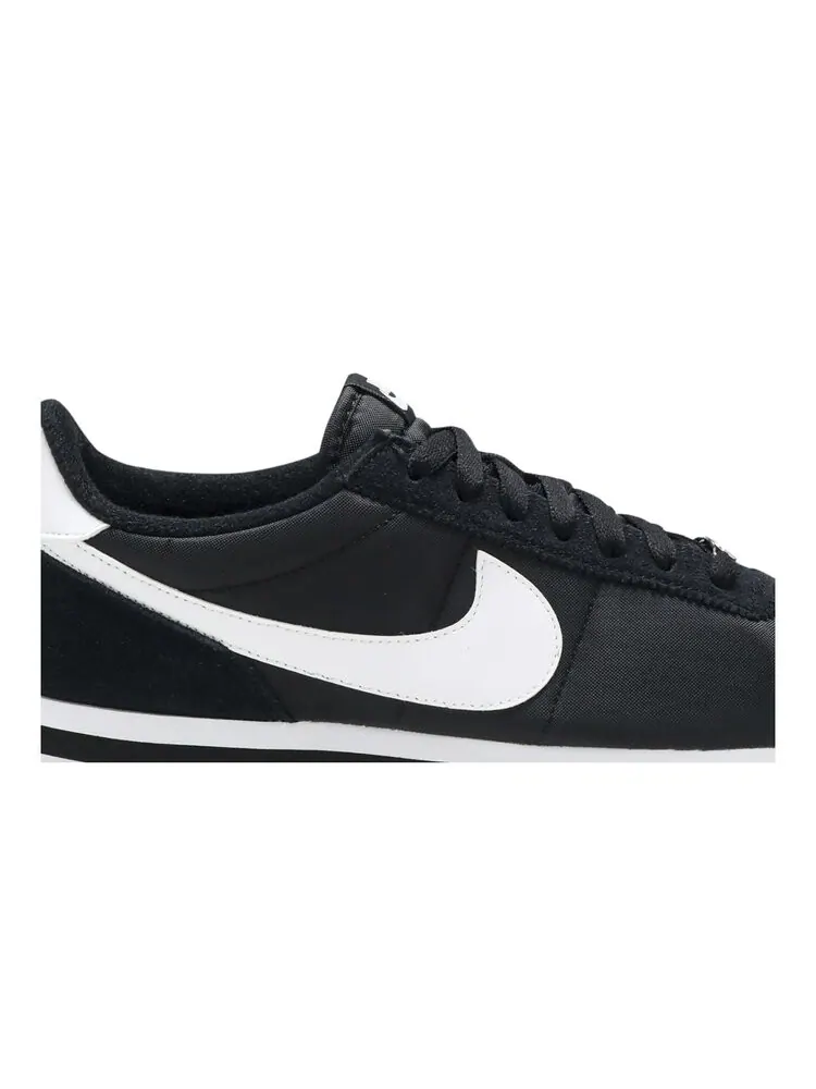 Кроссовки Nike Cortez Basic Nylon 'Black White' — изображение 2 из 4, черный