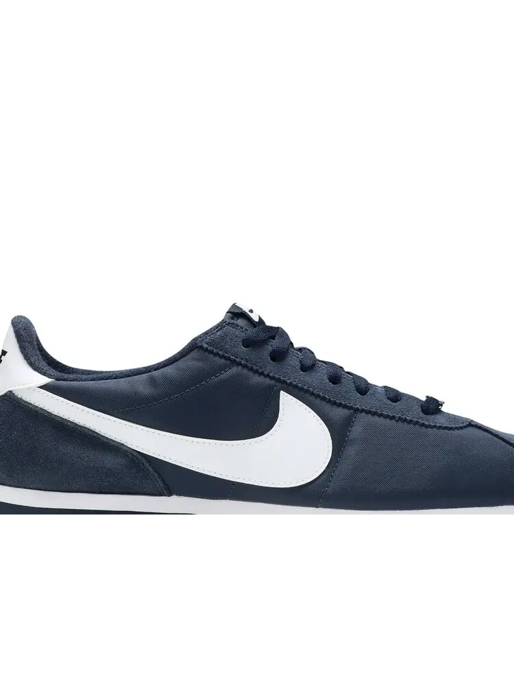 Кроссовки Nike Cortez Basic Nylon 'Obsidian' — изображение 2 из 4, синий