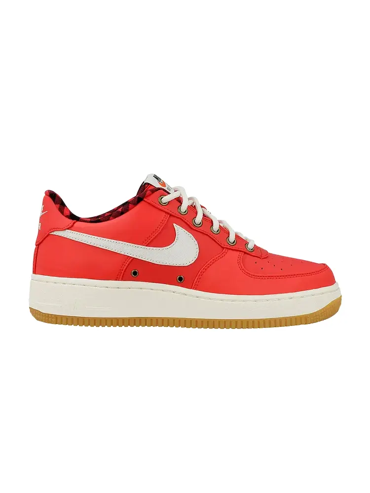 Кроссовки Nike Air Force 1 LV8 GS — изображение 1 из 1, красный